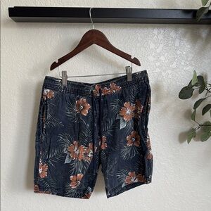 Floral Print Men's Shorts - Navy and Orange